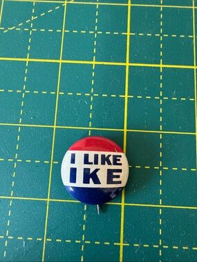 Vintage 'I Like Ike' Political Pinback - Red White Blue
